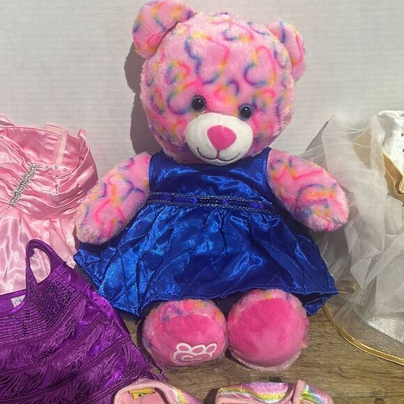 Build a bear‎ rainbow hearts bear with shoes and outfits clothing bundle - Picture 2 of 8